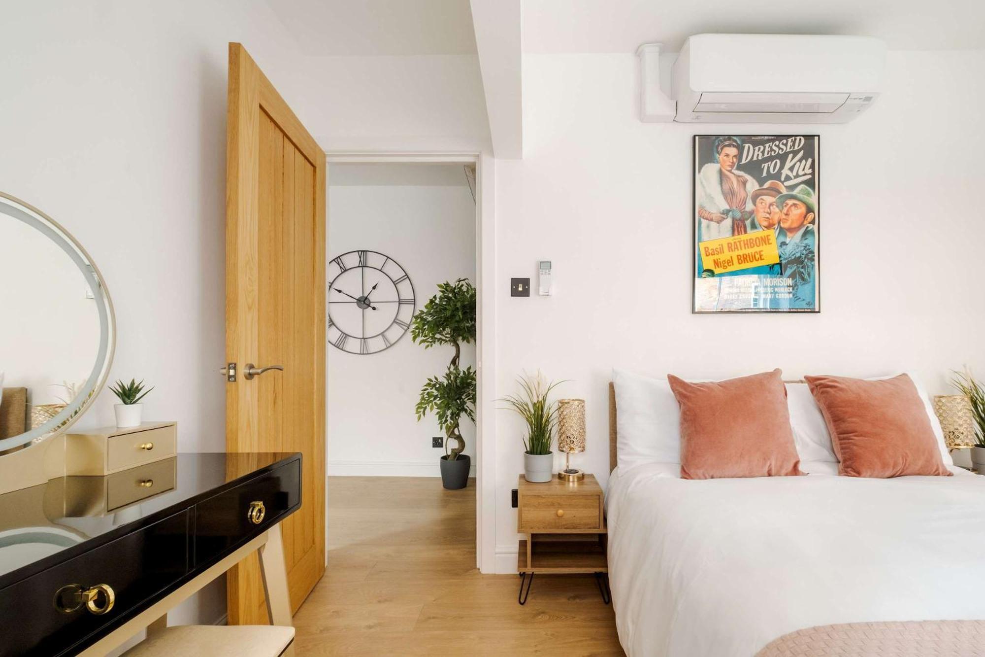 Luxury 3 Bedroom Apartment In Marylebone London Exterior photo